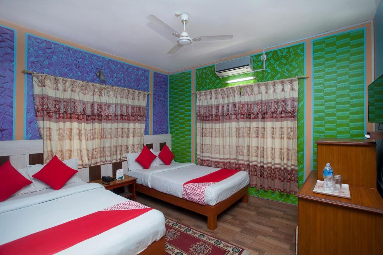 Hotel Middle Point Pvt Ltd Pokhara Exteriör bild