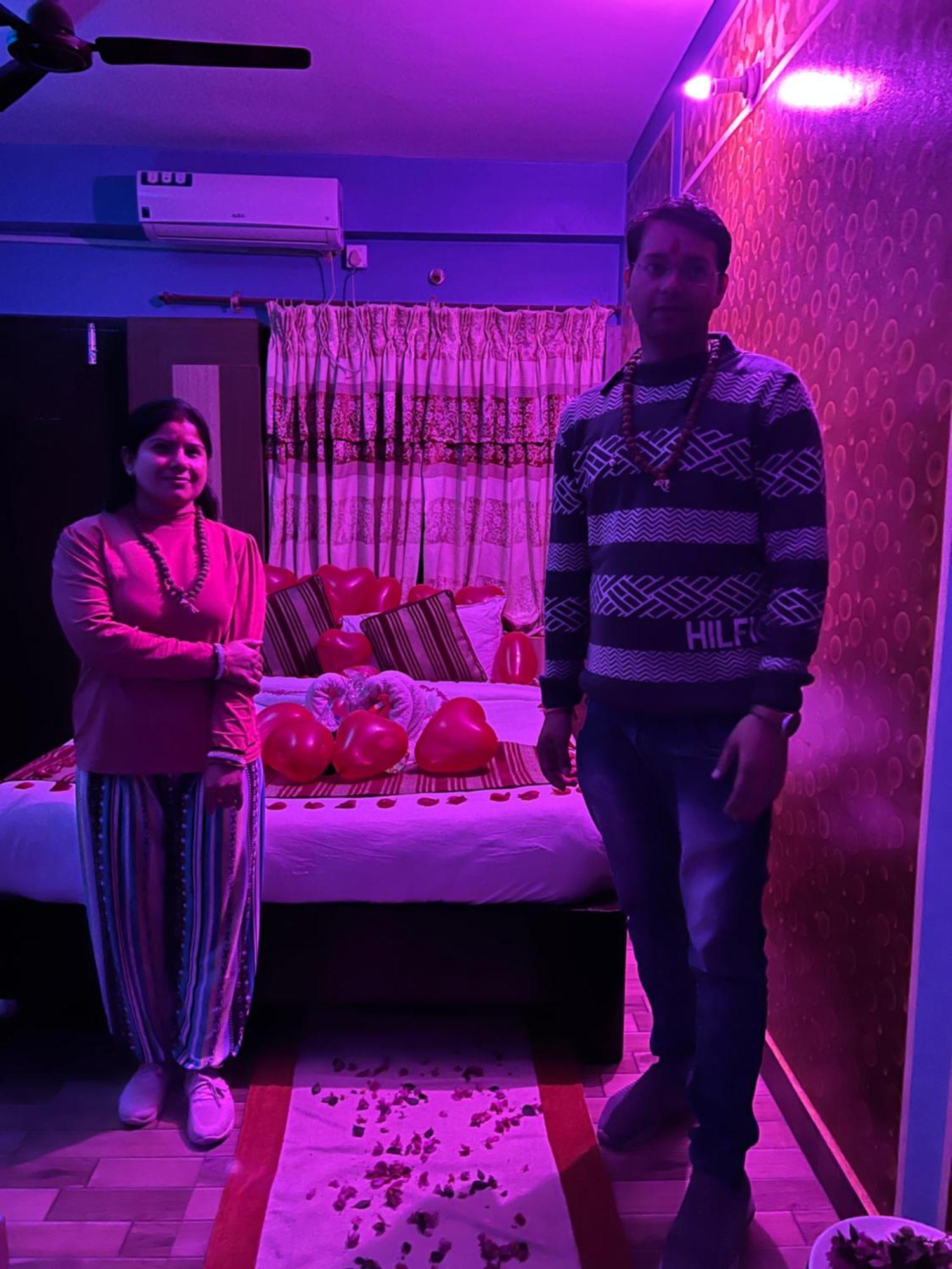 Hotel Middle Point Pvt Ltd Pokhara Exteriör bild